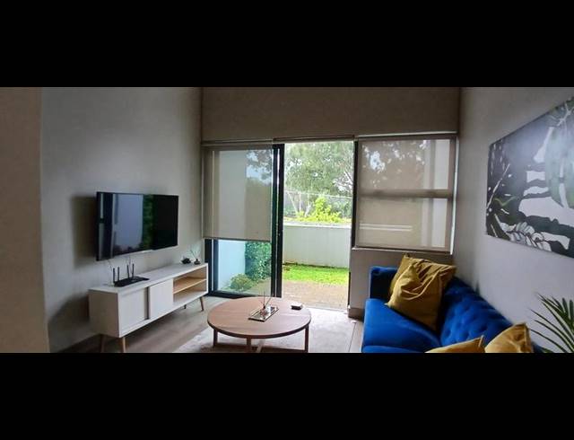 1 BEDROOM APARTMENT FOR SALE IN MENLYN